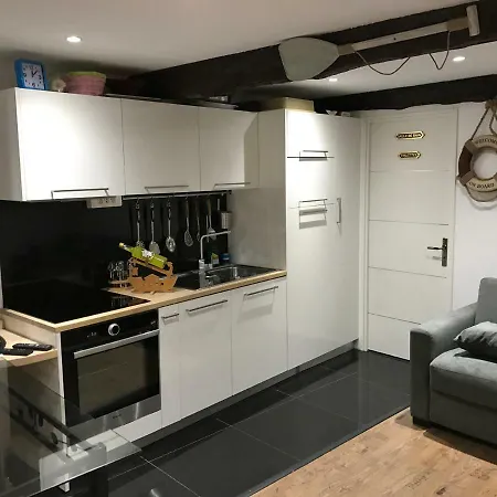 La Petite Barque Appartement *