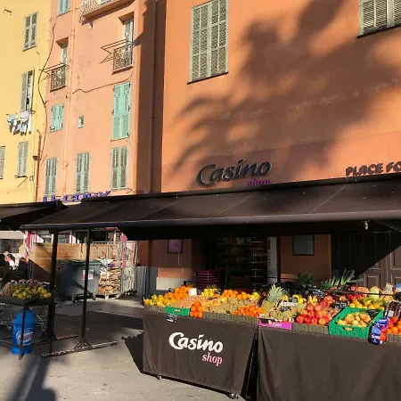 Apartment La Petite Barque *