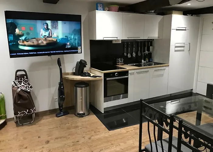 La Petite Barque * מנטון